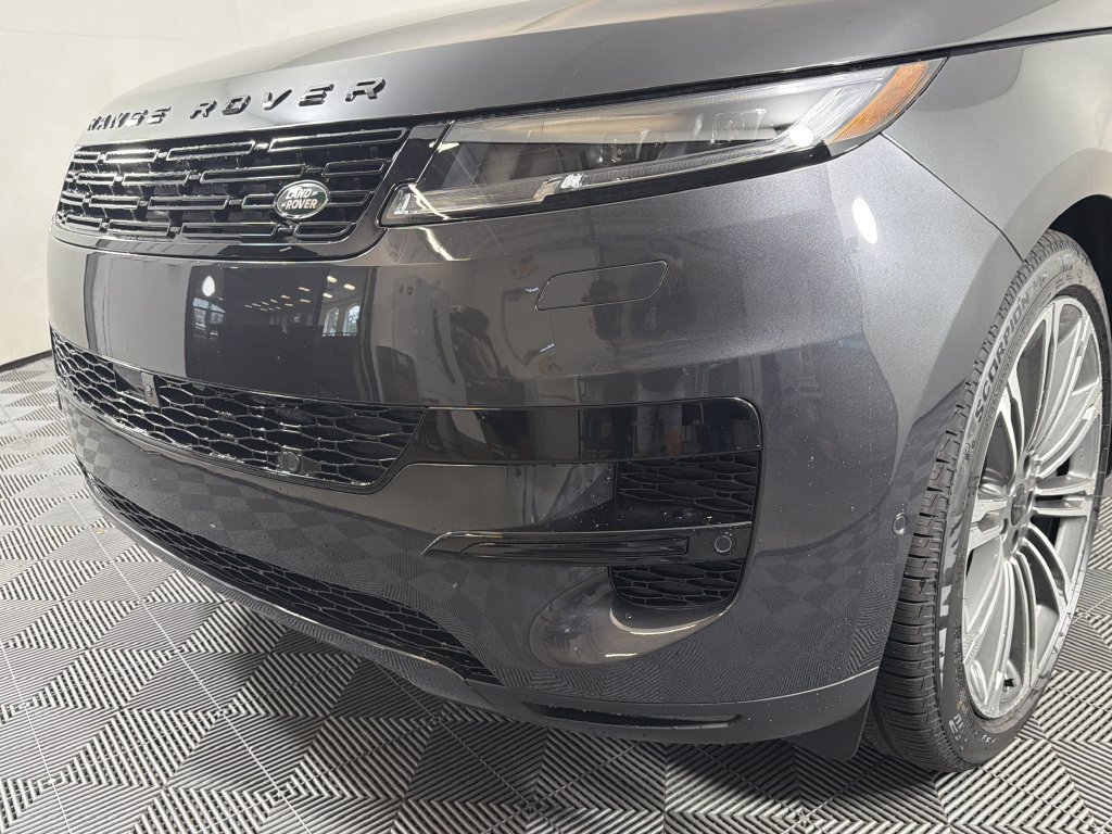 New 2027 Land Rover Range Rover Sport SE AWD/4WD image 11