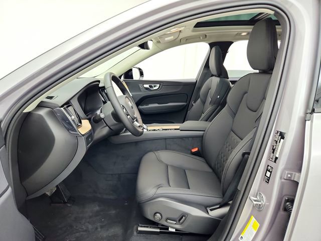 New 2026 Volvo XC60 B5 Plus w/ Protection Package Premier image 17