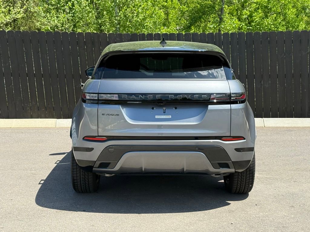 Certified 2026 Land Rover Range Rover Evoque Dynamic SE AWD/4WD image 4