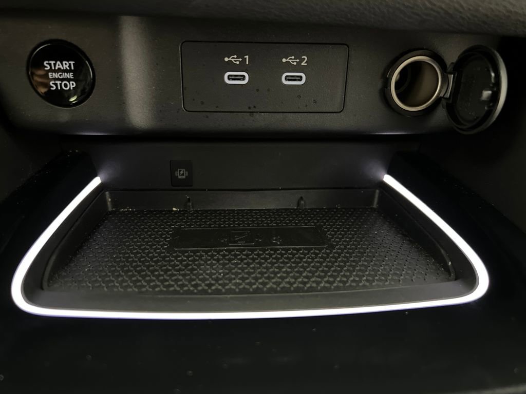 Used 2025 Nissan Rogue SL image 46