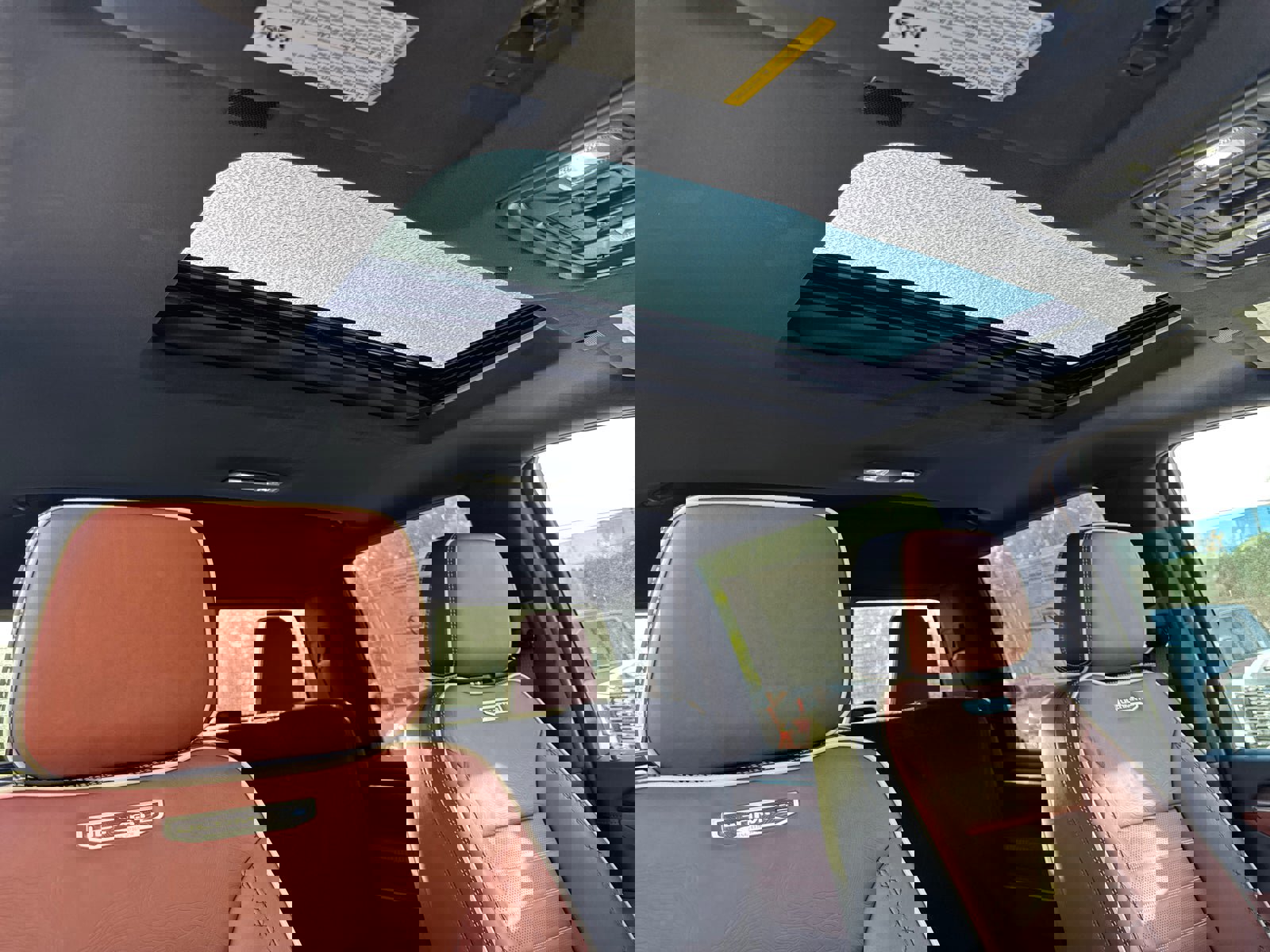 New 2026 GMC Sierra 3500 Denali Ultimate w/ LPO, Black Badging Package image 17