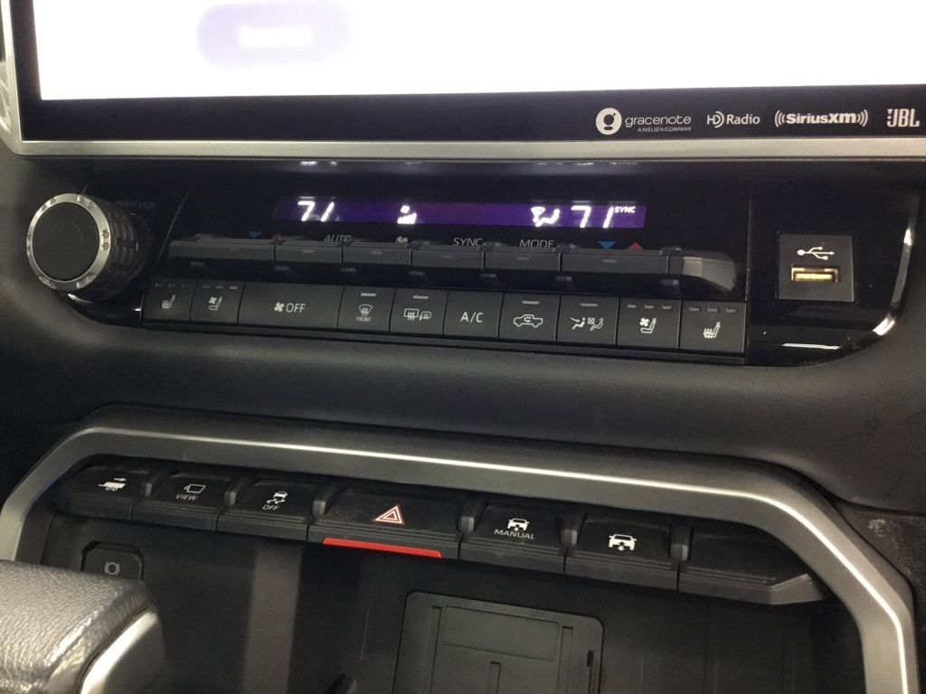 Used 2022 Toyota Tundra Platinum w/ Advanced Package image 29