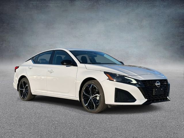 New 2025 Nissan Altima 2.5 SR w/ SR Premium Package image 1