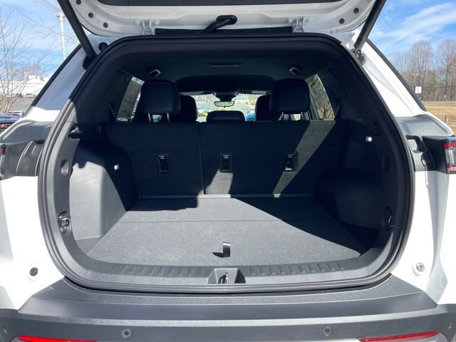 New 2026 Chevrolet Equinox LT w/ Convenience Package II image 23