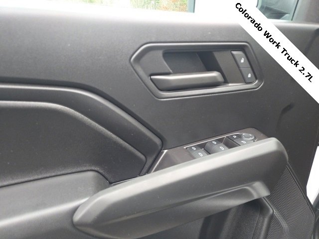 Used 2024 Chevrolet Colorado W/T image 15