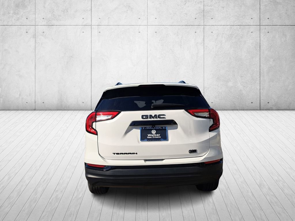 Used 2023 GMC Terrain SLT w/ Elevation Edition image 5