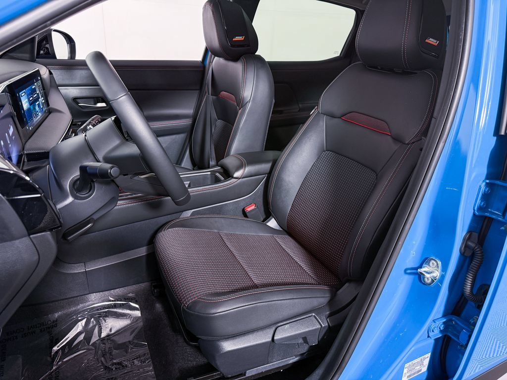 Certified 2025 Nissan Kicks SR w/ SR Premium Package AWD/4WD image 18