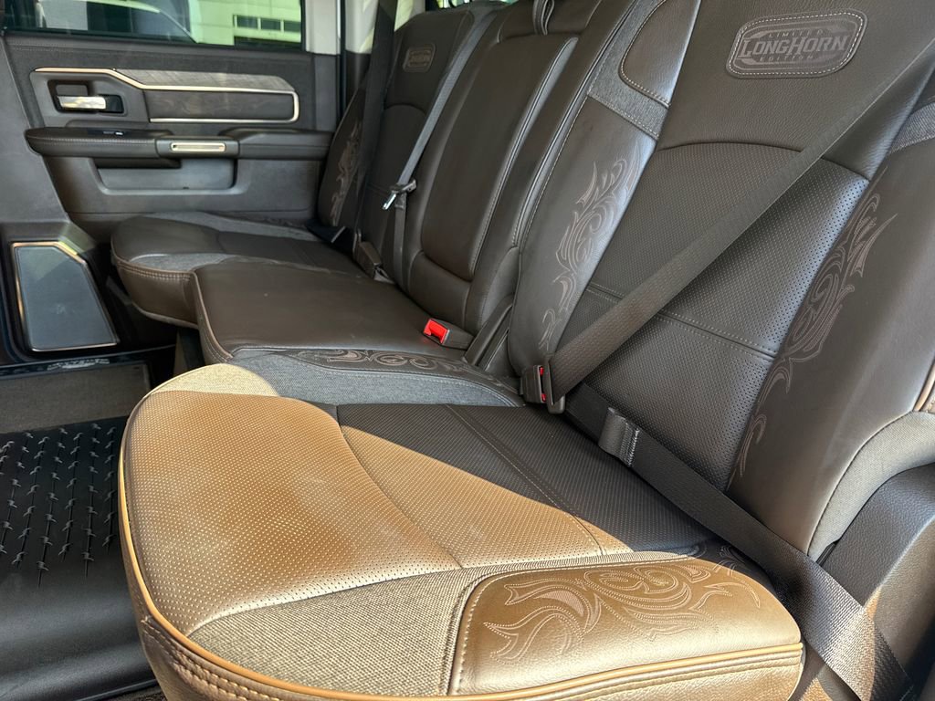 Used 2025 RAM 3500 Longhorn image 16