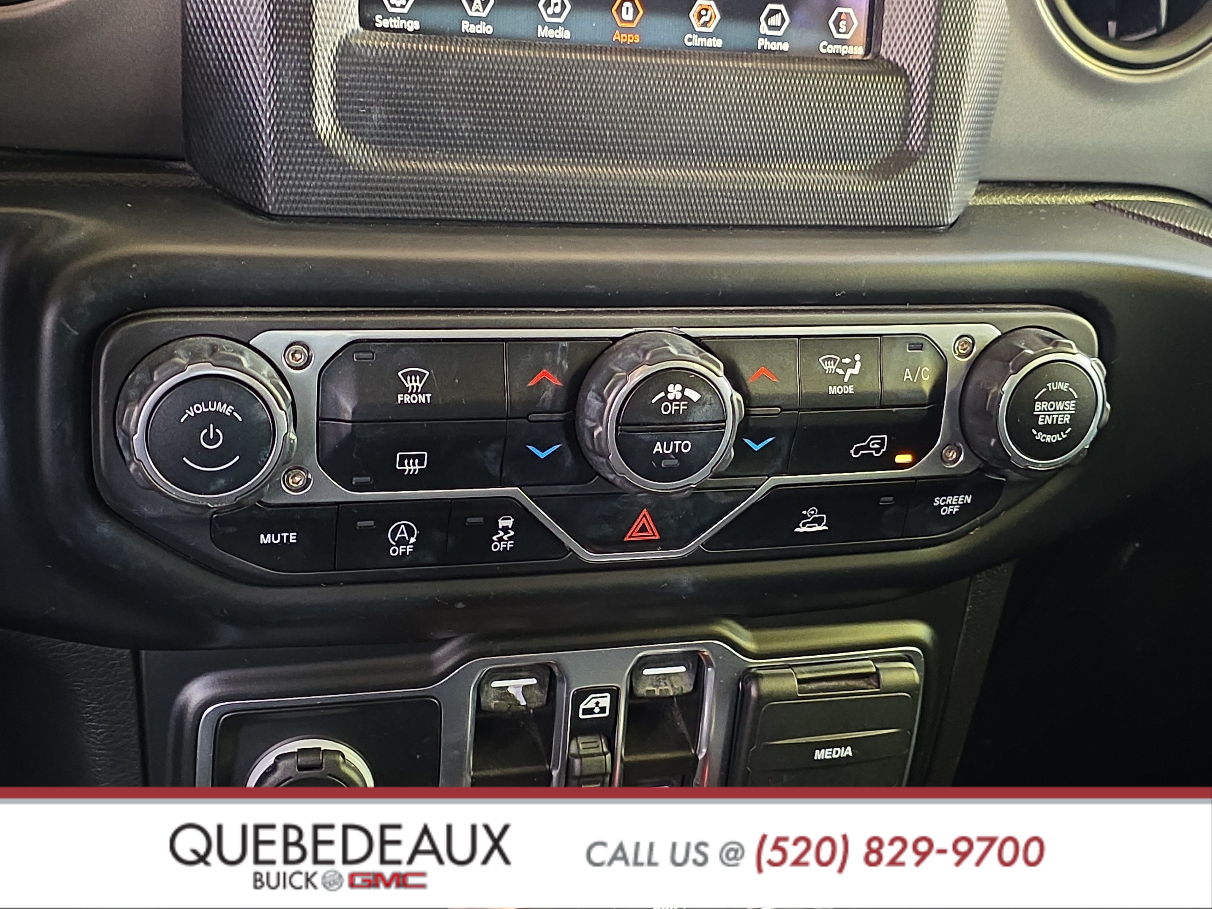 Used 2023 Jeep Wrangler Unlimited Sport AWD/4WD image 19