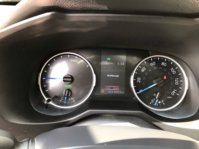 Certified 2021 Toyota RAV4 XLE Premium AWD/4WD image 22