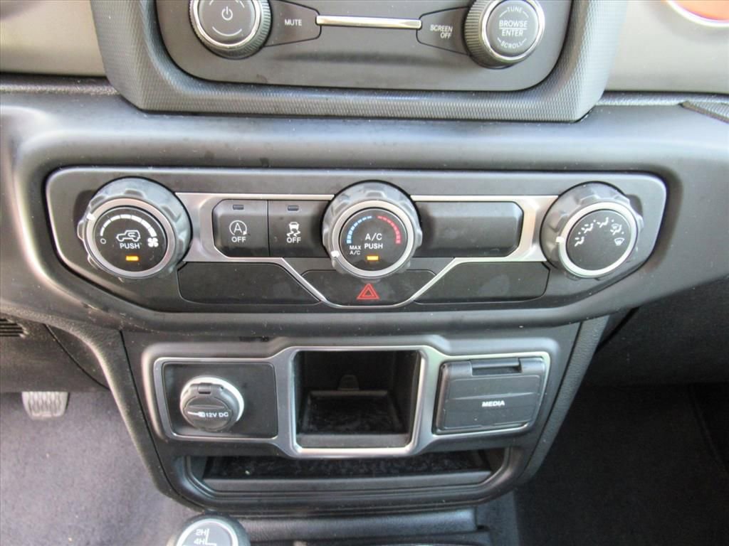 Used 2021 Jeep Wrangler Unlimited Sport image 23