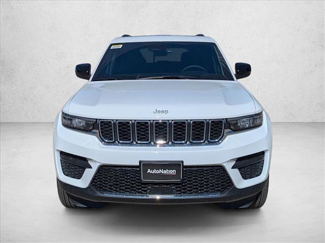 New 2026 Jeep Grand Cherokee Laredo X AWD/4WD image 5