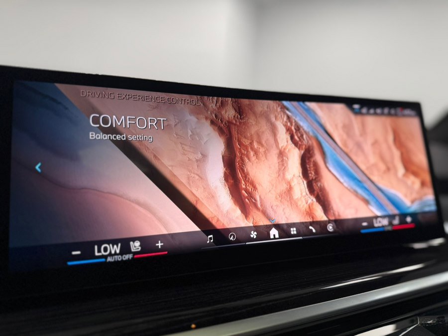 Used 2026 BMW X7 xDrive40i w/ Executive Package image 66