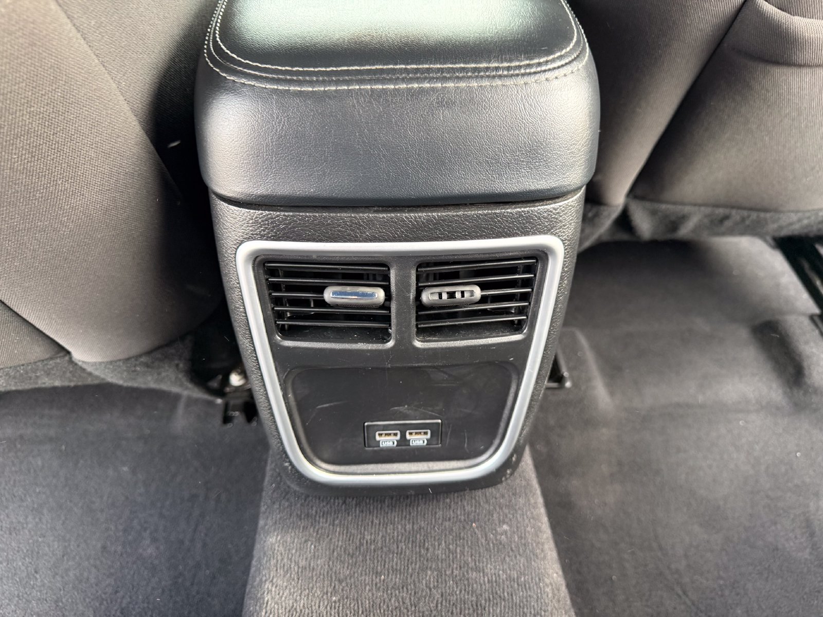 Used 2023 Dodge Charger SXT RWD image 18