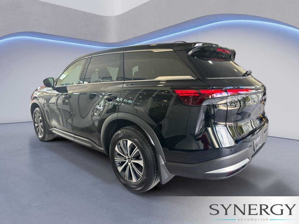New 2027 INFINITI QX60 Pure w/ Cargo Package FWD image 7