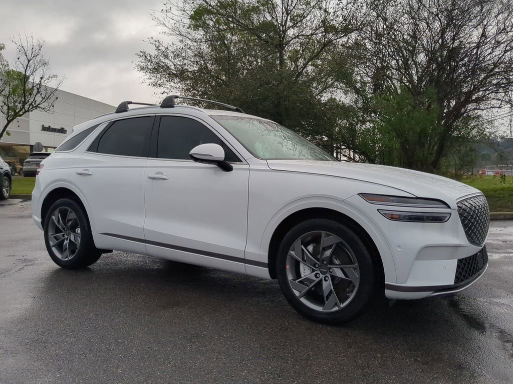 Used 2025 Genesis Electrified GV70 Advanced w/ Prestige Package image 32