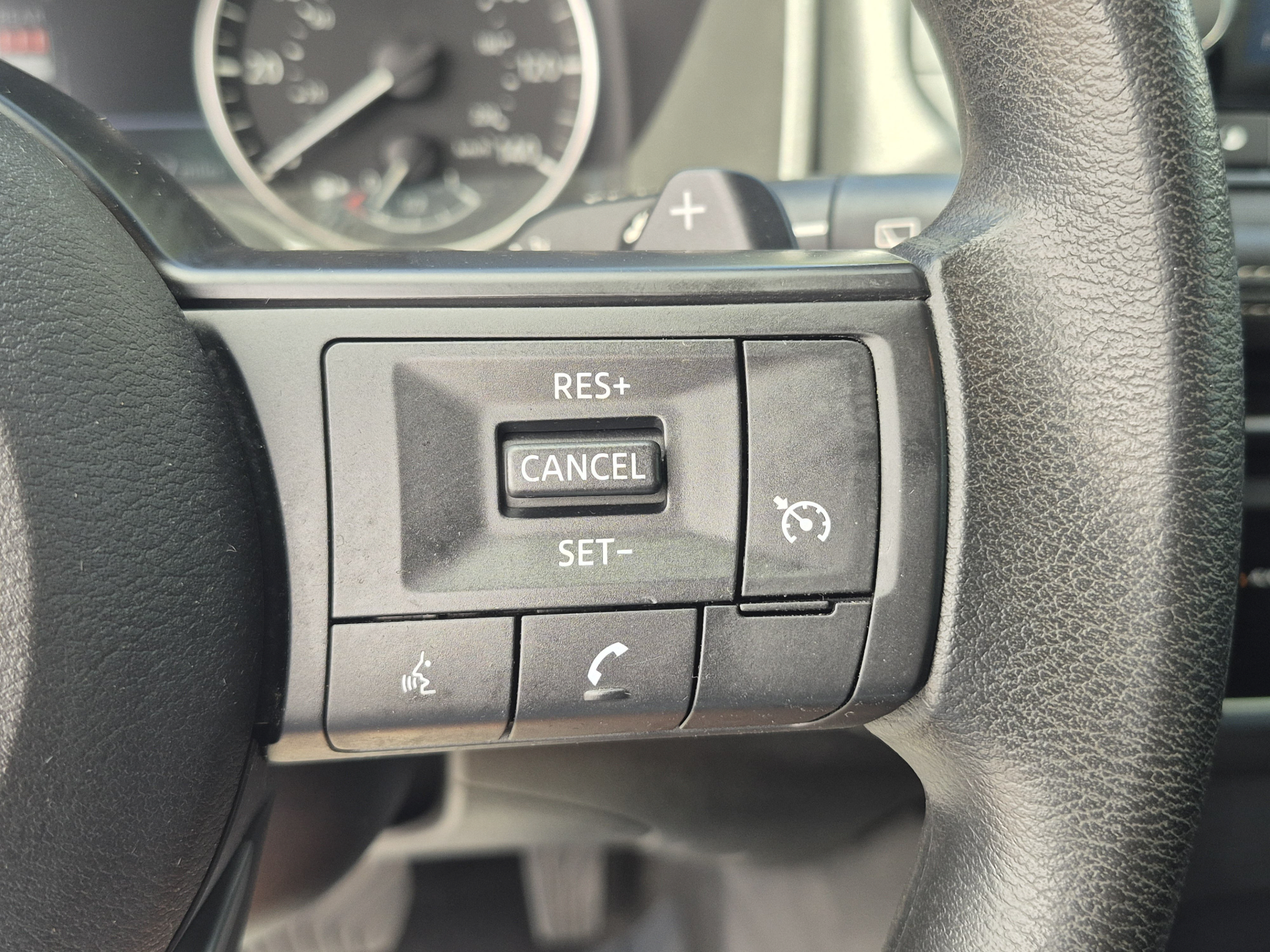 Certified 2023 Nissan Rogue S FWD image 31