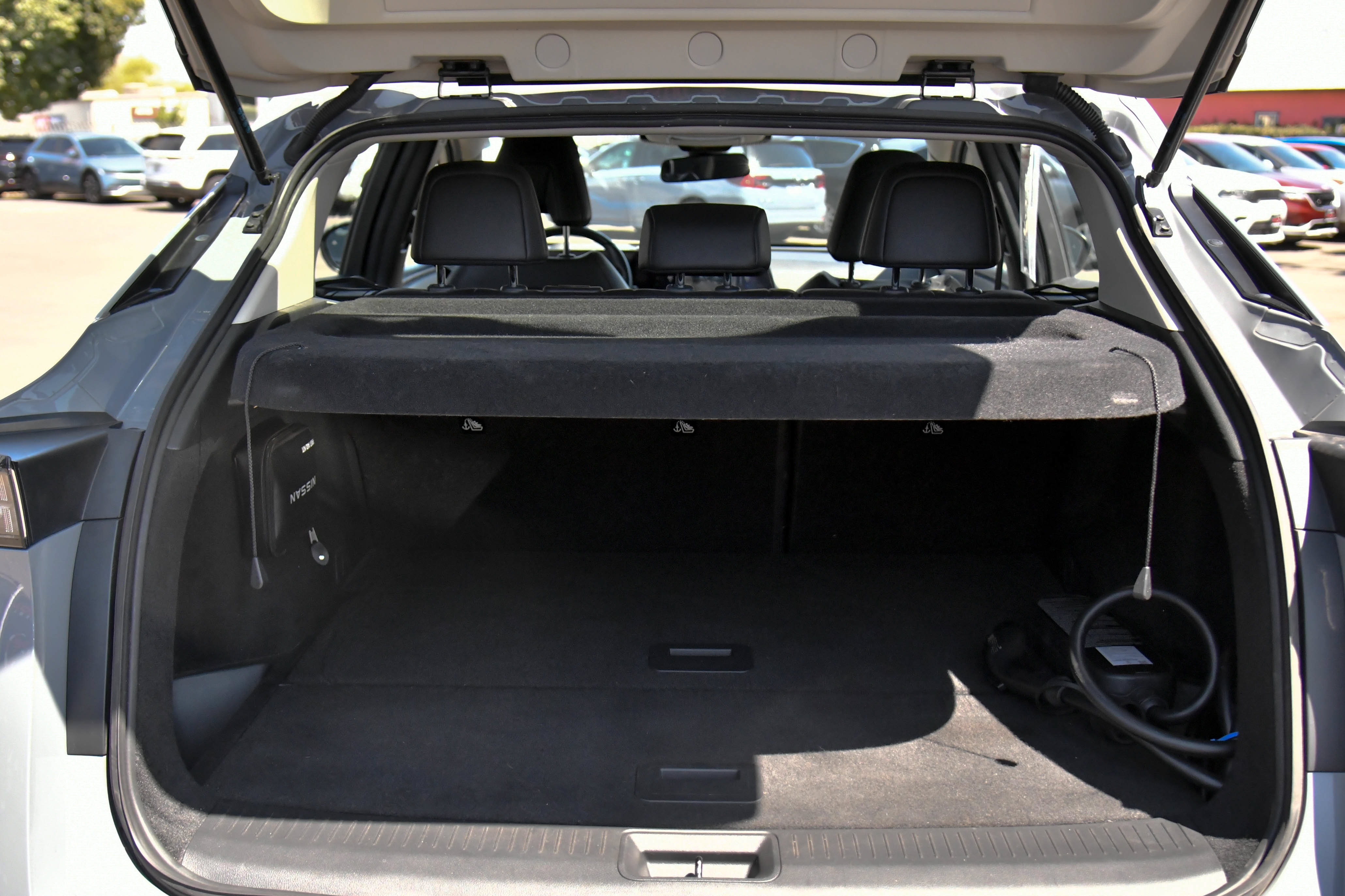 Used 2024 Nissan Ariya FWD image 45
