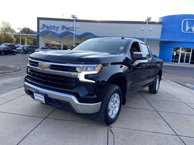 Used 2023 Chevrolet Silverado 1500 LT w/ Protection Package AWD/4WD image 5