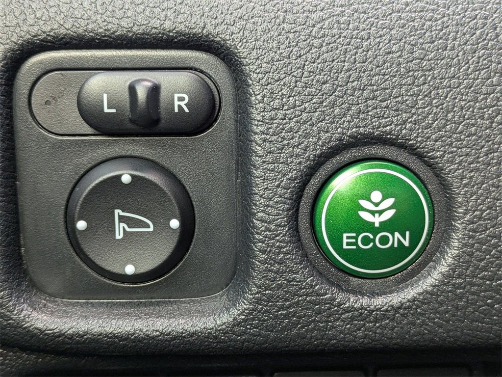 Used 2022 Honda Pilot Sport image 33