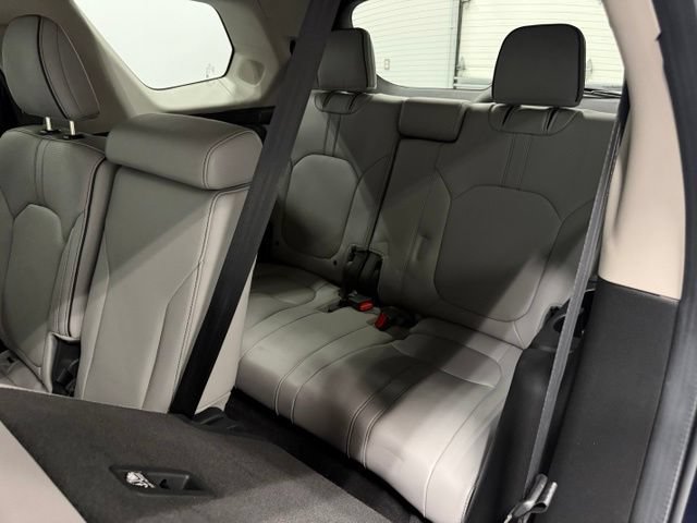 Used 2024 Honda Pilot Elite image 38