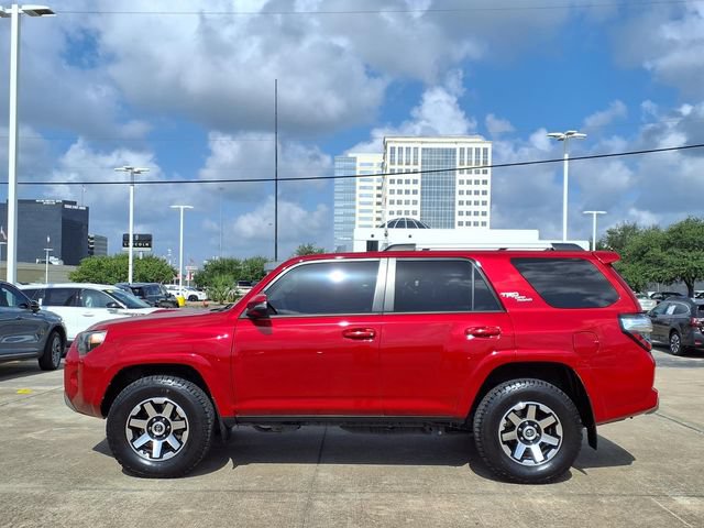 Used 2017 Toyota 4Runner TRD Off-Road Premium w/ Convenience Package AWD/4WD image 24