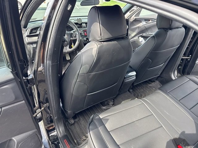 Used 2017 Honda Civic Sport image 11