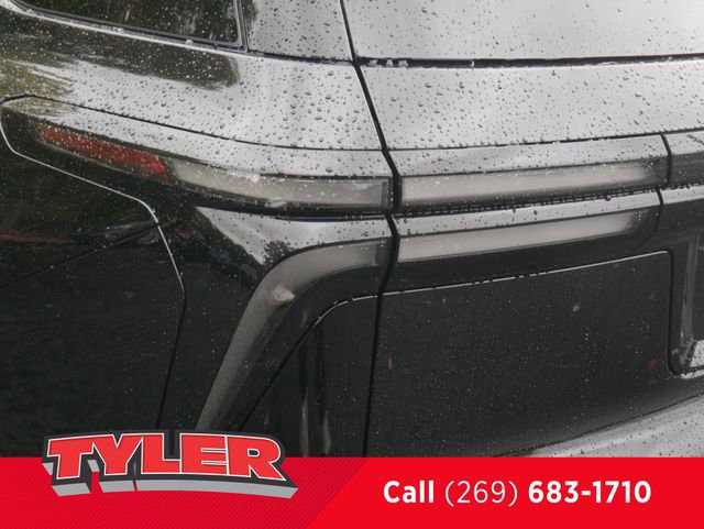 New 2026 Chevrolet Traverse High Country image 13