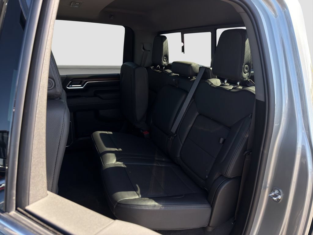 Used 2024 GMC Sierra 2500 Denali w/ Denali Reserve Package AWD/4WD image 13