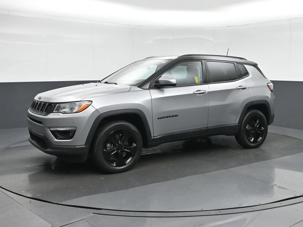 Used 2019 Jeep Compass Latitude AWD/4WD image 3