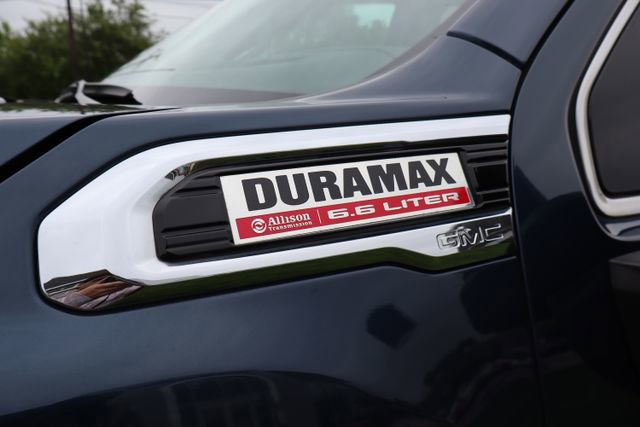 Used 2021 GMC Sierra 2500 Denali w/ Denali Ultimate Package AWD/4WD image 9