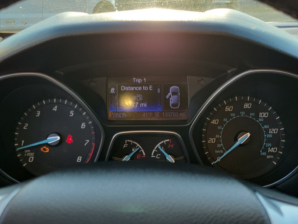 Used 2013 Ford Focus Titanium FWD image 25