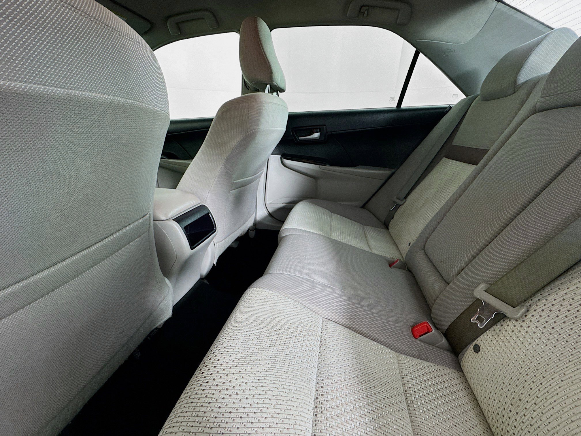 Used 2014 Toyota Camry SE image 22