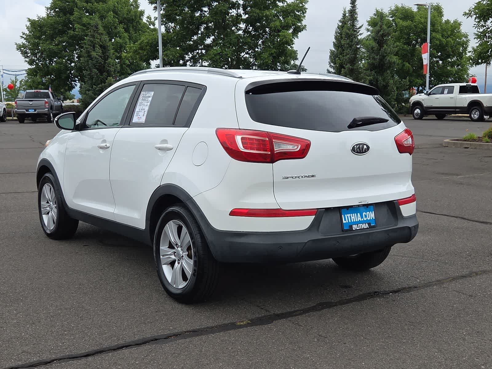 Used 2012 Kia Sportage LX w/ Navigation Pkg FWD image 12