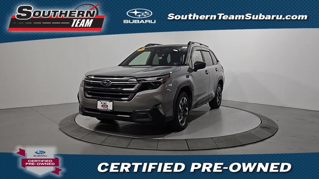 Used 2025 Subaru Forester Limited AWD/4WD image 1