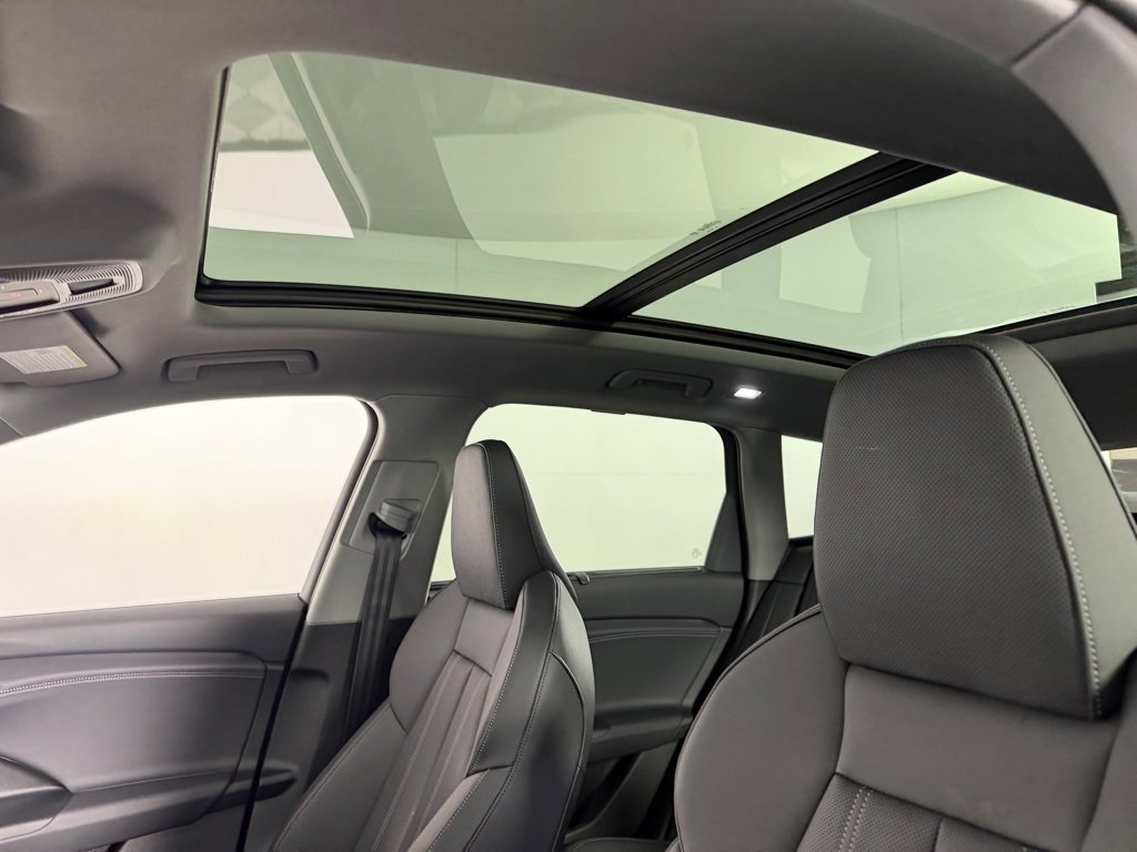 Used 2025 Audi Q6 e-tron Prestige w/ Black Warm Weather Package image 26