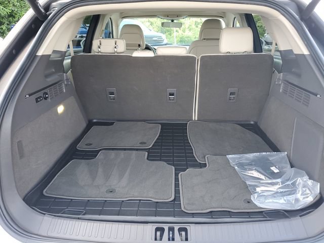 Used 2019 Lincoln Nautilus Select AWD/4WD image 9