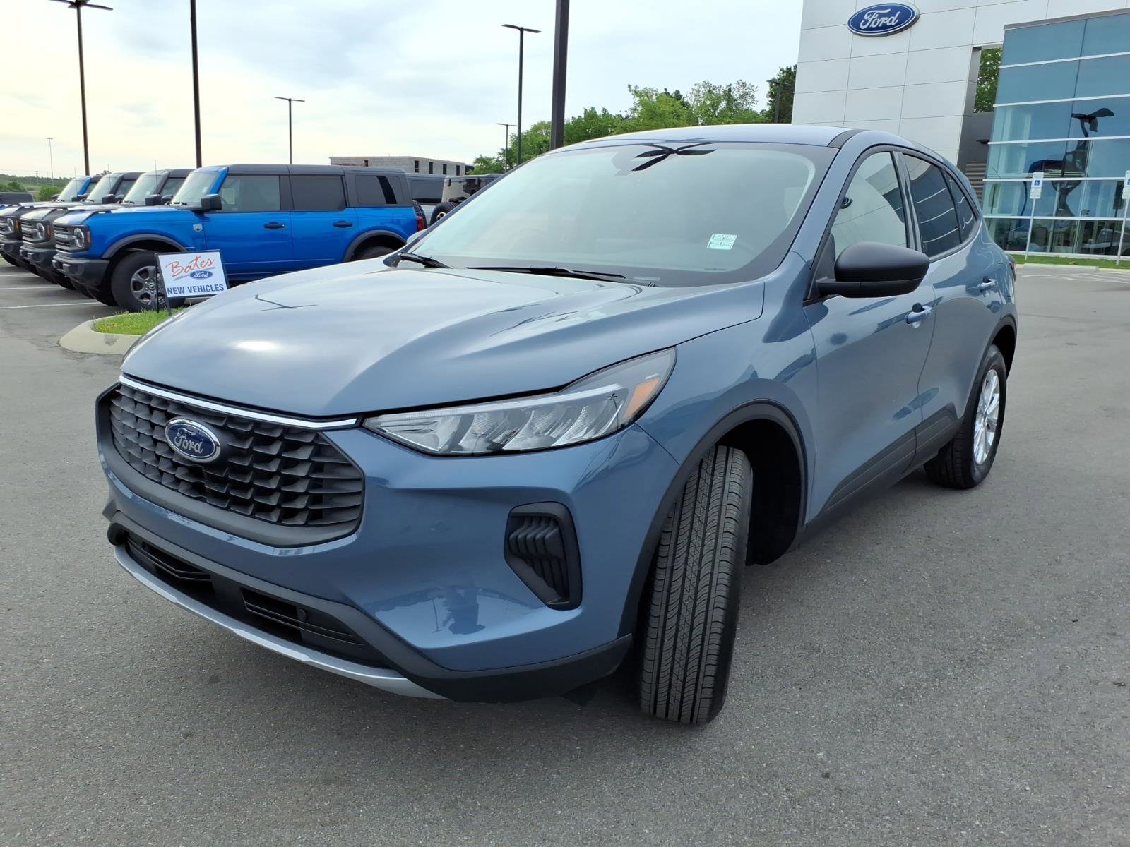 Certified 2026 Ford Escape Active w/ Cold Weather Package AWD/4WD image 7