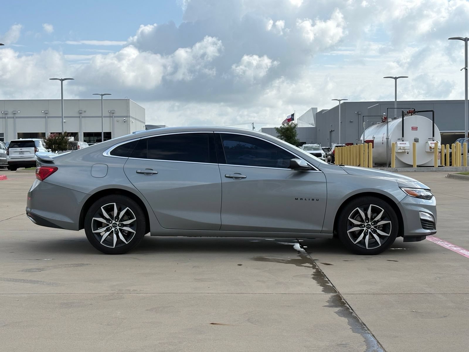 Used 2025 Chevrolet Malibu RS FWD image 8