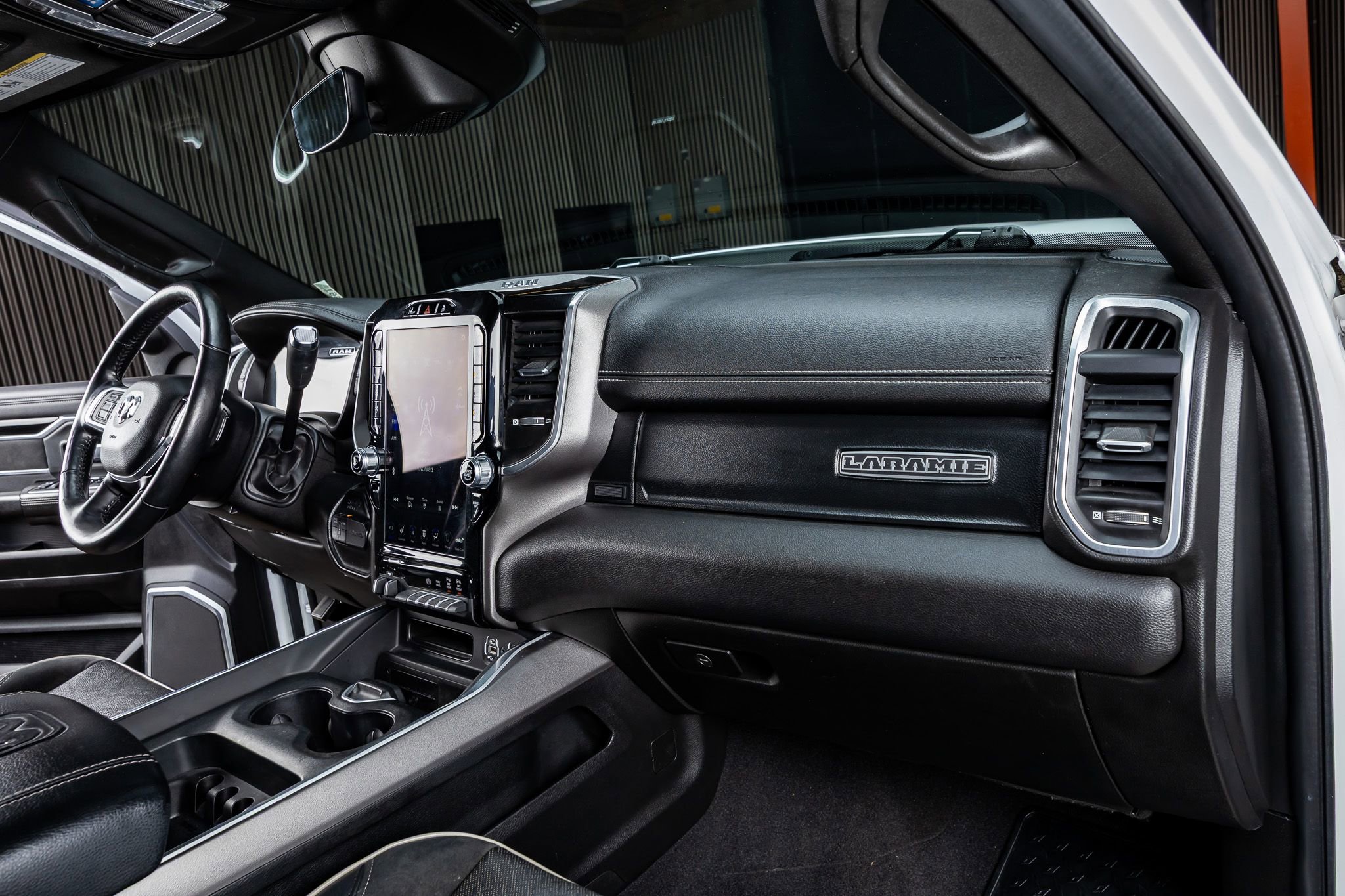 Used 2020 RAM 2500 Laramie image 17