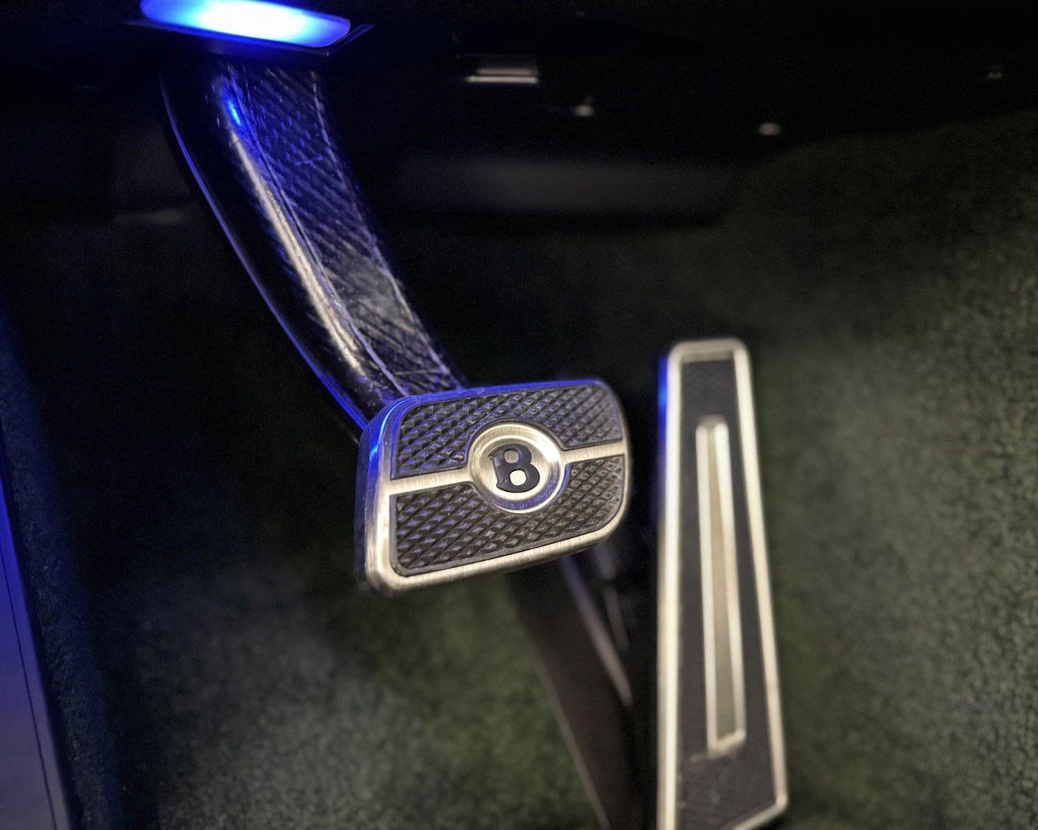 Used 2024 Bentley Continental GT S image 15