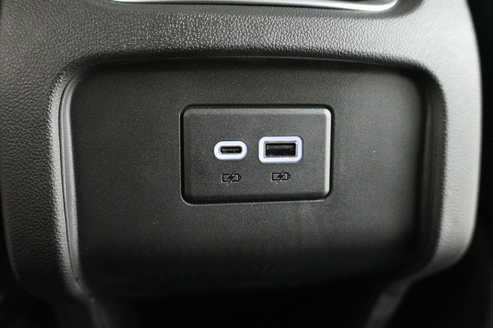 New 2026 Chevrolet Blazer LT w/ Convenience Package FWD image 27