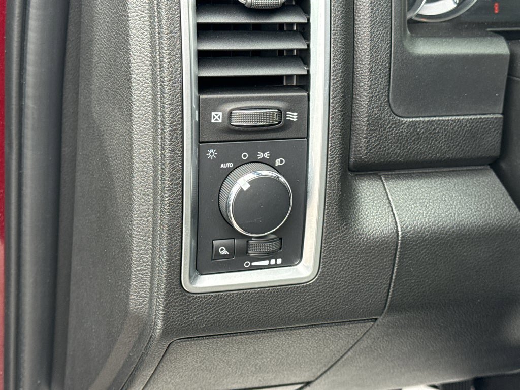 Used 2022 RAM 1500 Classic Warlock w/ Electronics Group AWD/4WD image 12