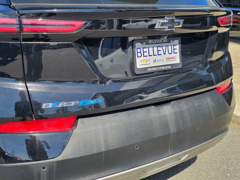 Used 2022 Chevrolet Bolt EUV Premier FWD image 14
