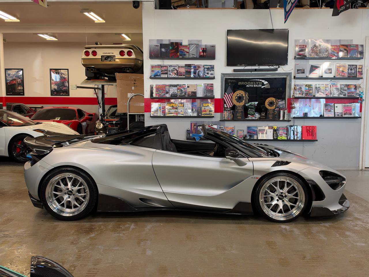 Used 2020 McLaren 720S Performance RWD image 6