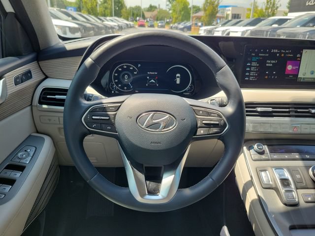 Used 2022 Hyundai Palisade Limited FWD image 12