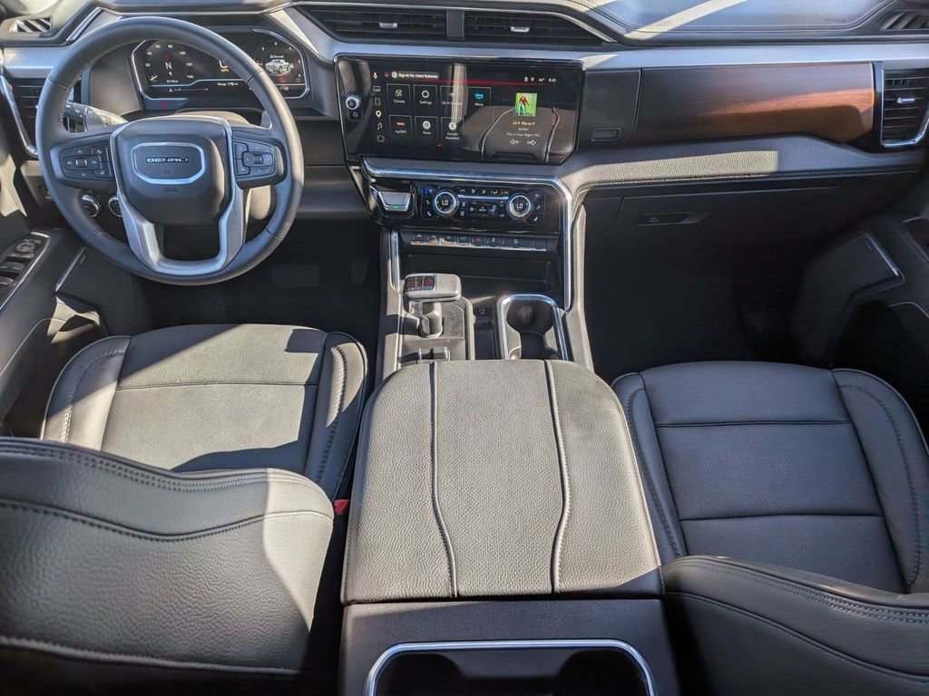 Used 2025 GMC Sierra 1500 Denali w/ Technology Package AWD/4WD image 31