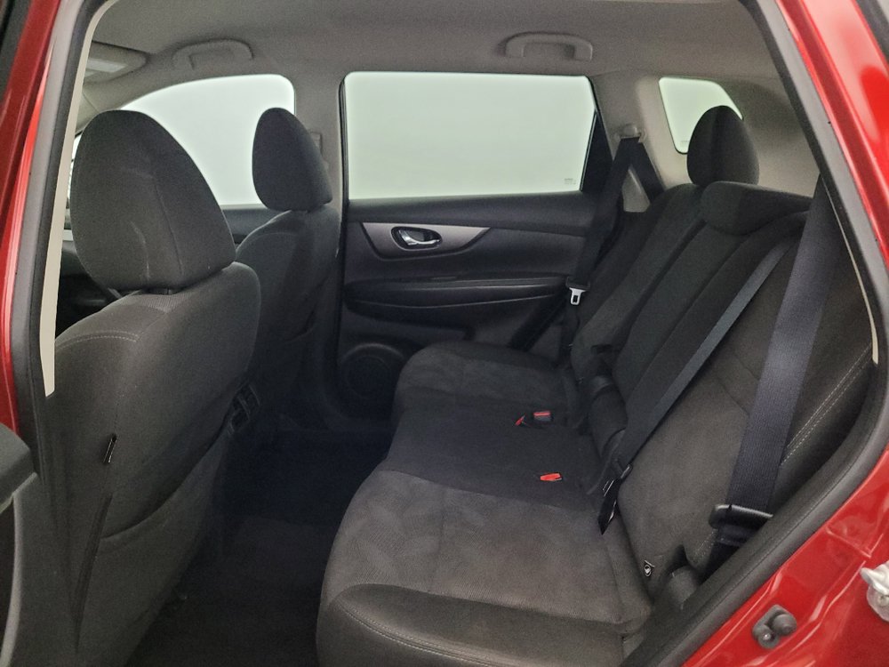 Used 2016 Nissan Rogue SV w/ SV Premium Package AWD/4WD image 18
