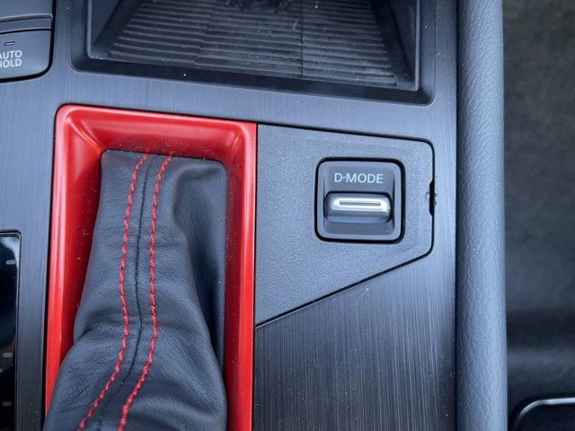 New 2025 Nissan Kicks SR image 25