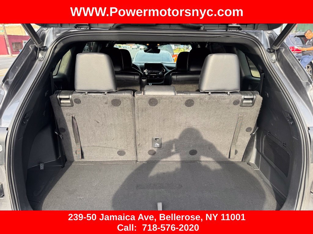 Used 2023 Toyota Highlander XSE AWD/4WD image 29